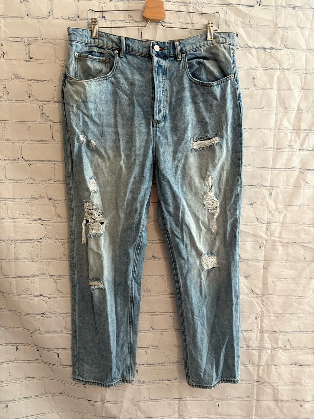 BDG Urban Outfitters Distressed Straight Leg Jean Button Fly Size 33